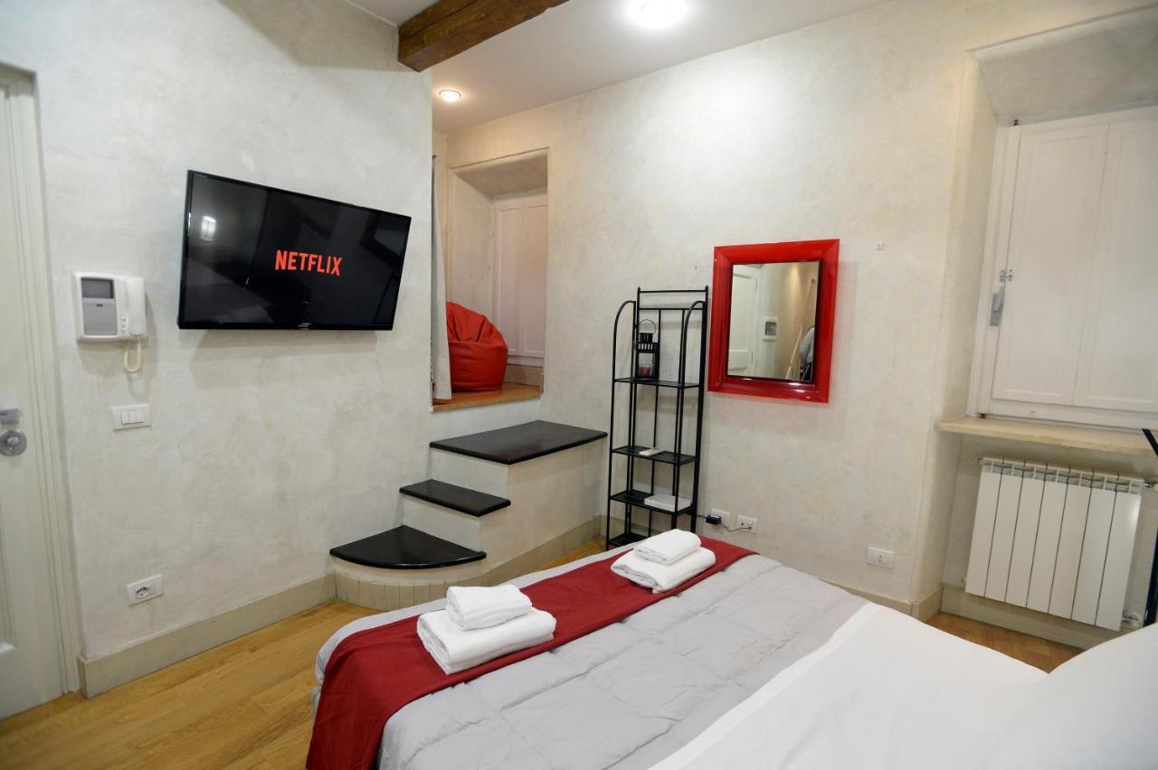 La Casa Degli Osti 1 - Piazza Navona Apartment Рим Екстериор снимка