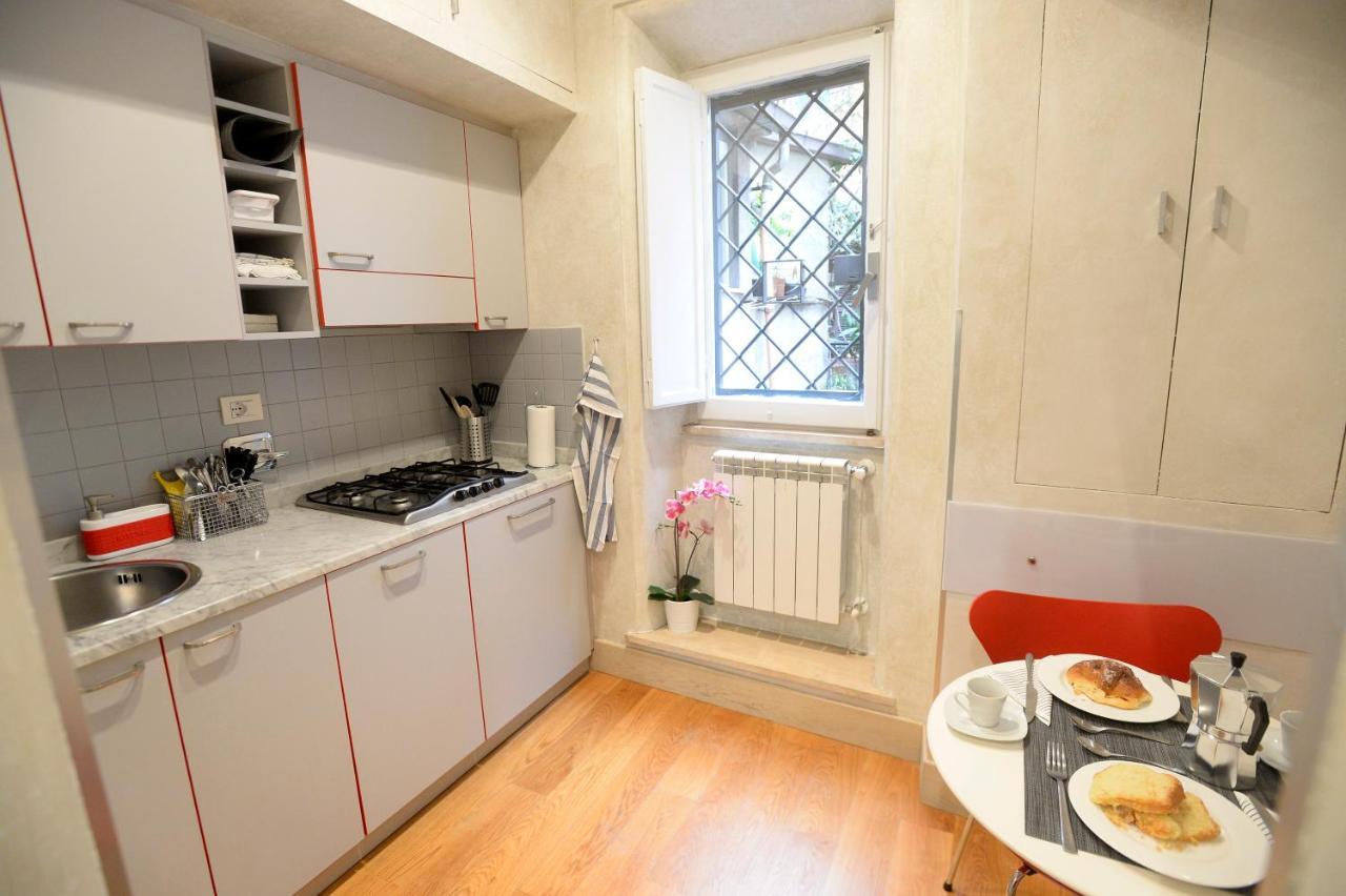 La Casa Degli Osti 1 - Piazza Navona Apartment Рим Екстериор снимка