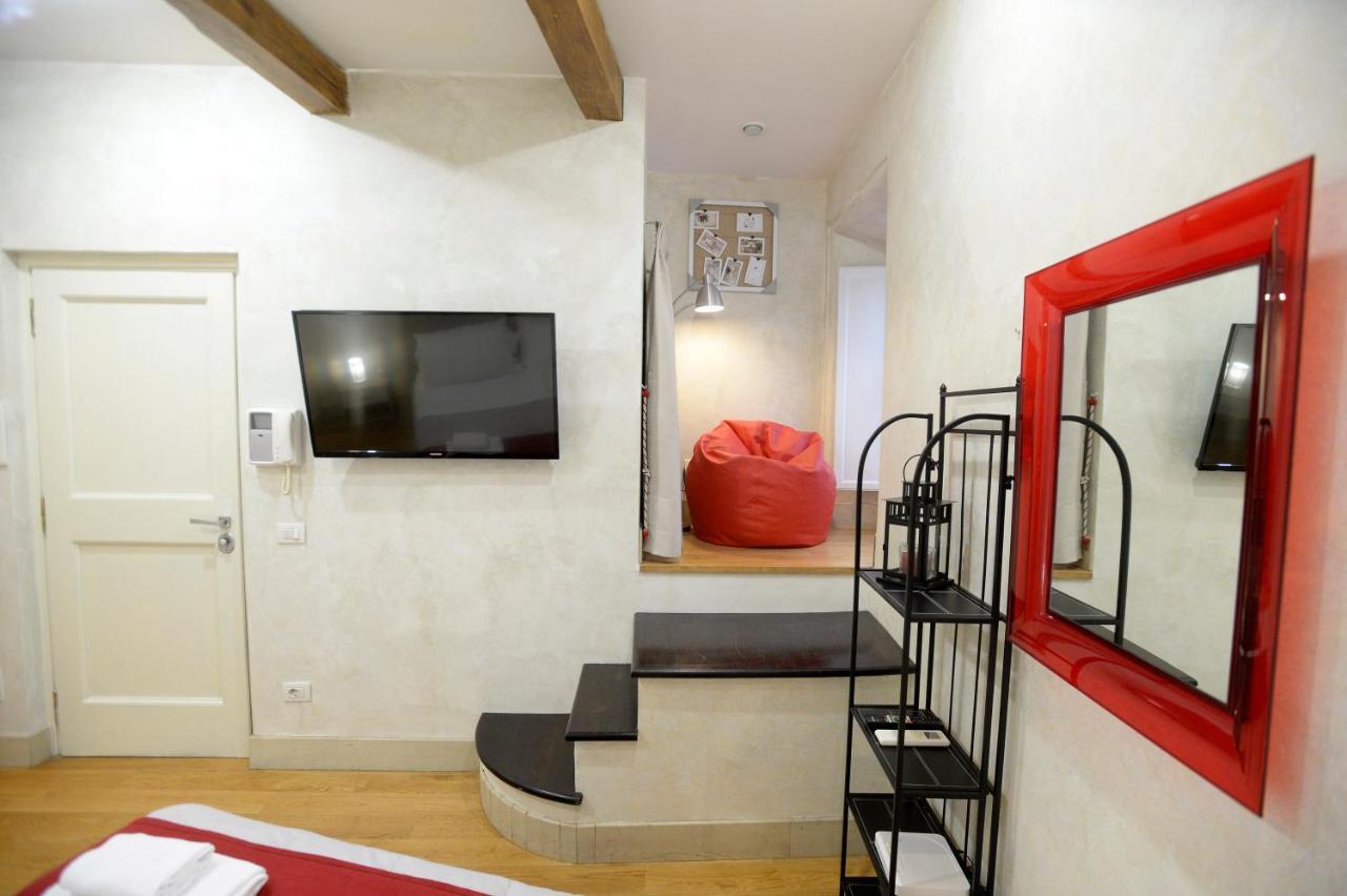 La Casa Degli Osti 1 - Piazza Navona Apartment Рим Екстериор снимка