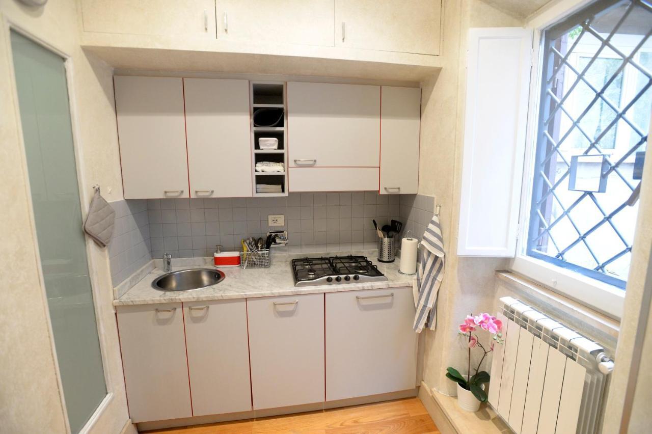 La Casa Degli Osti 1 - Piazza Navona Apartment Рим Екстериор снимка