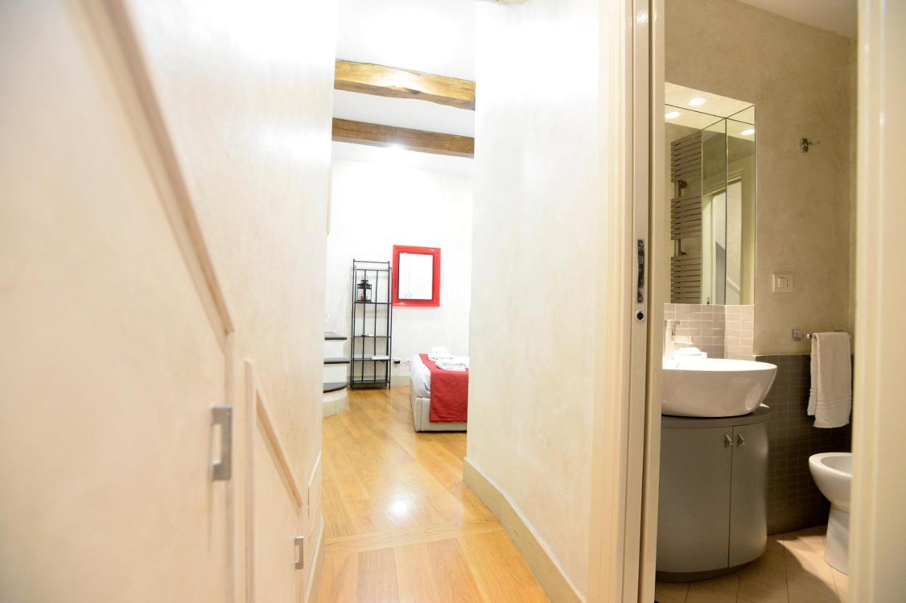 La Casa Degli Osti 1 - Piazza Navona Apartment Рим Екстериор снимка