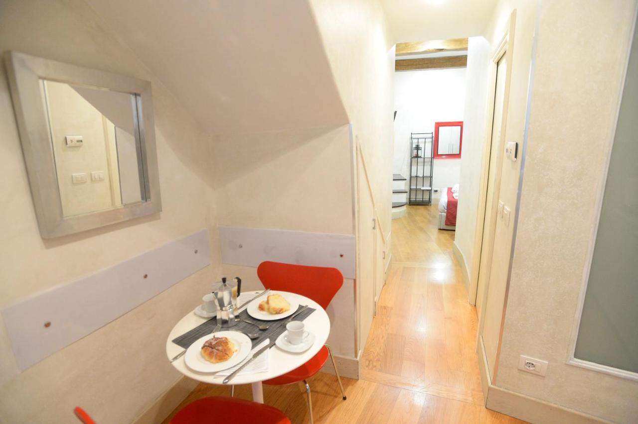 La Casa Degli Osti 1 - Piazza Navona Apartment Рим Екстериор снимка